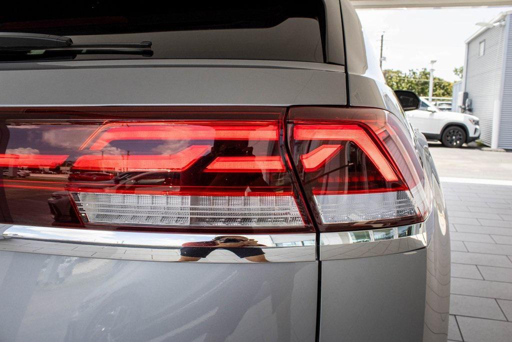 new 2025 Volkswagen Atlas Cross Sport car, priced at $39,268