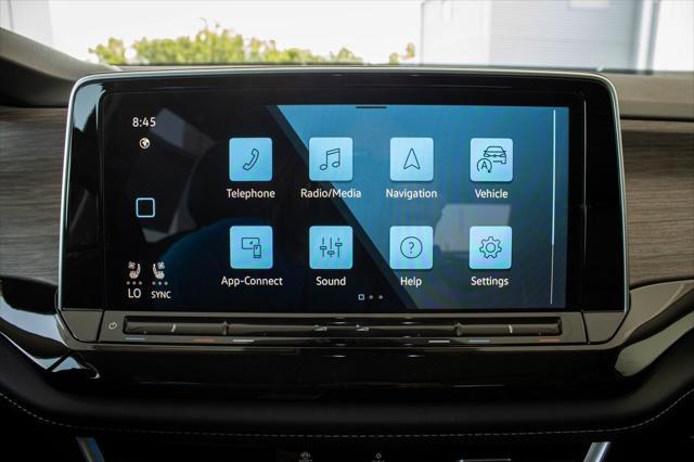 new 2025 Volkswagen Atlas car, priced at $52,766