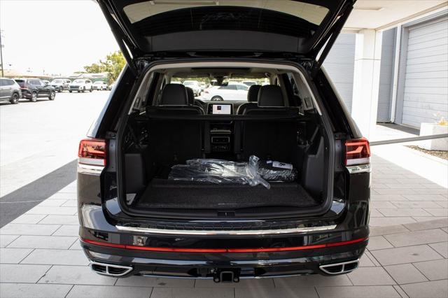 new 2025 Volkswagen Atlas car, priced at $52,766