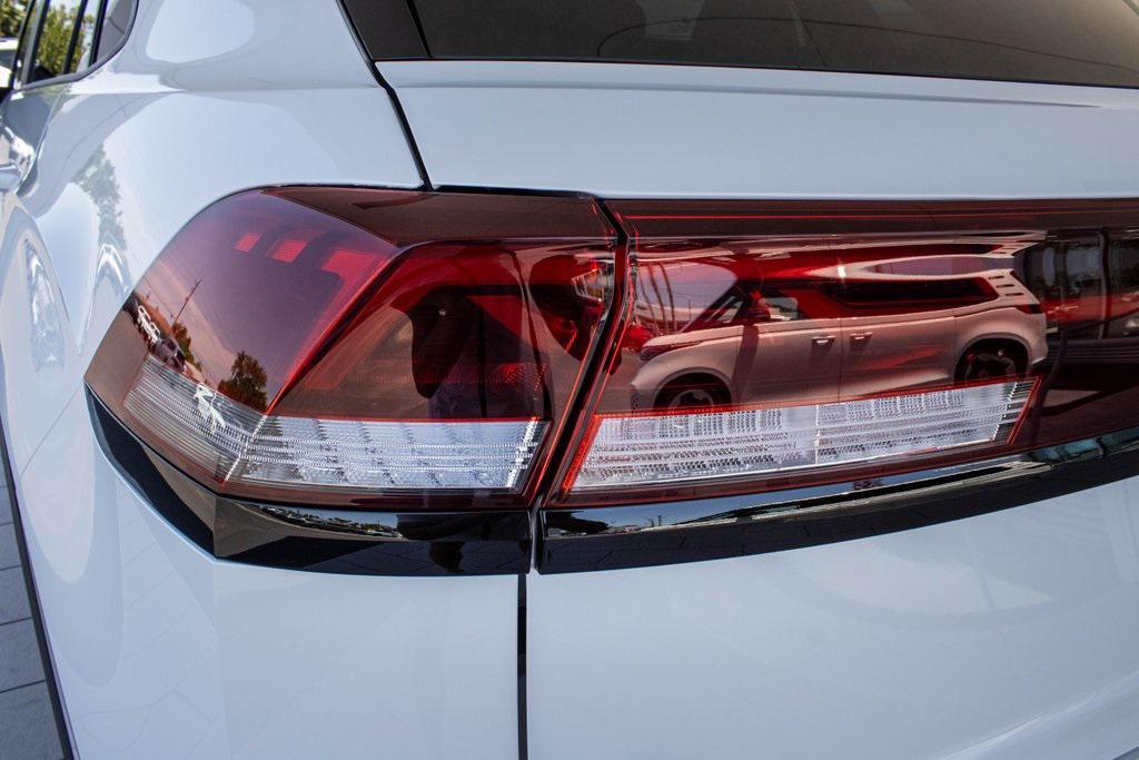 new 2025 Volkswagen Atlas Cross Sport car, priced at $47,917