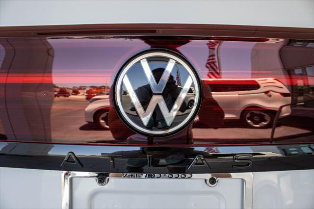 new 2025 Volkswagen Atlas Cross Sport car, priced at $48,917