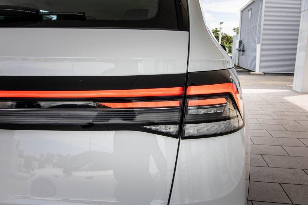 new 2025 Volkswagen Taos car, priced at $26,153