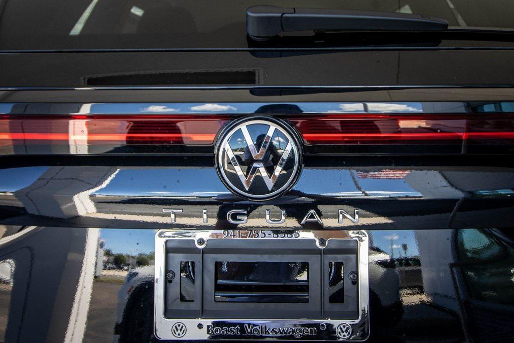 new 2025 Volkswagen Tiguan car, priced at $28,407