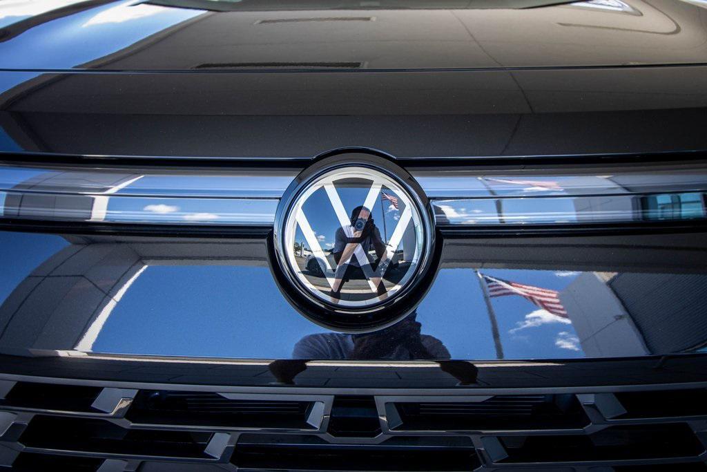 new 2025 Volkswagen Tiguan car, priced at $28,407