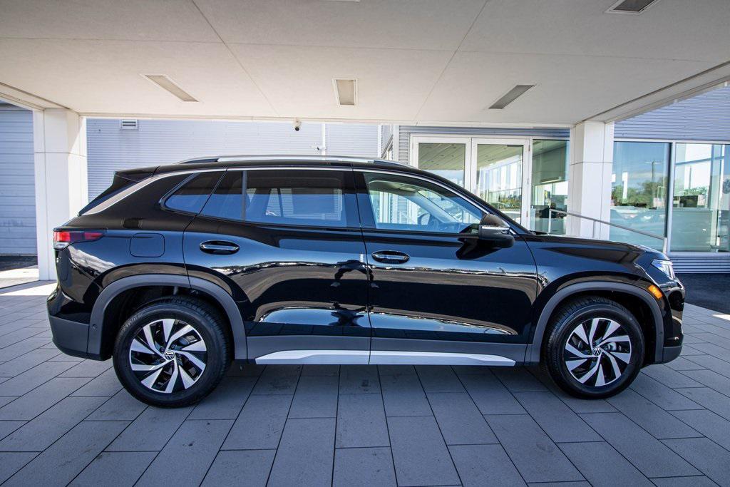 new 2025 Volkswagen Tiguan car, priced at $28,407