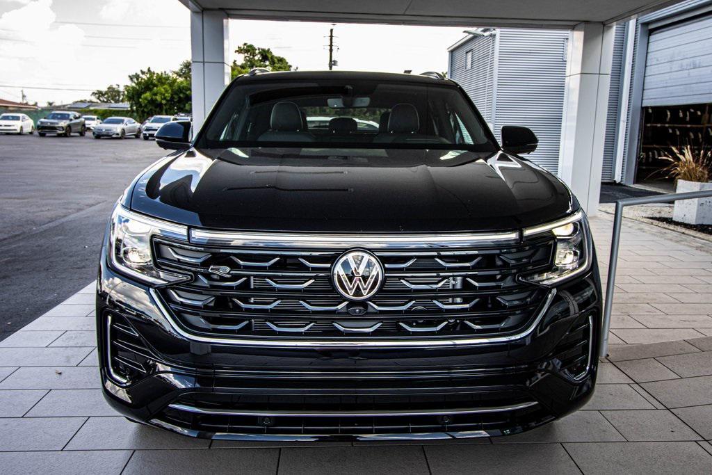 new 2026 Volkswagen Atlas Cross Sport car, priced at $53,324