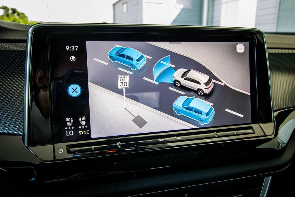 new 2026 Volkswagen Atlas Cross Sport car, priced at $53,324