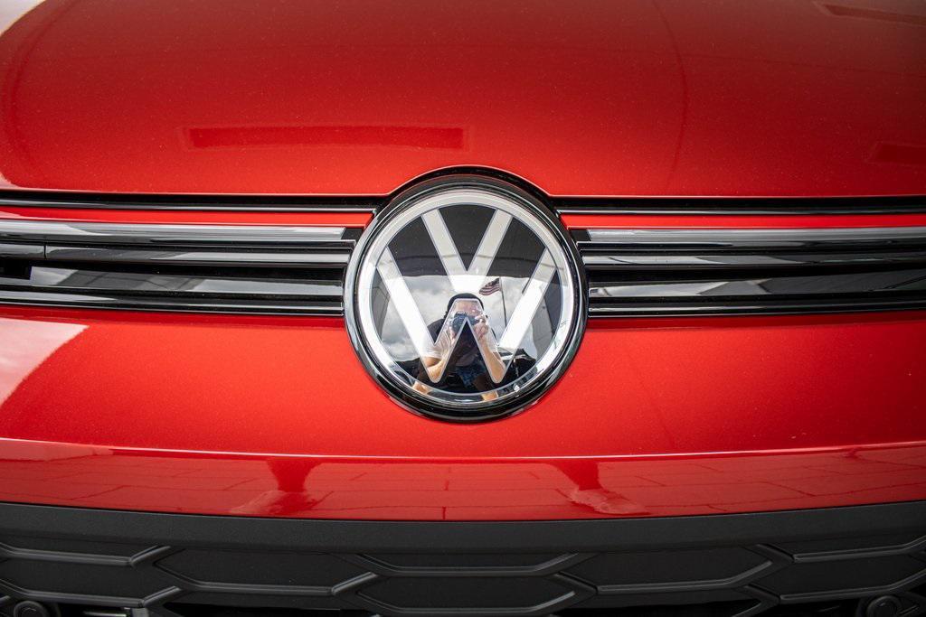 new 2025 Volkswagen Golf GTI car, priced at $41,486