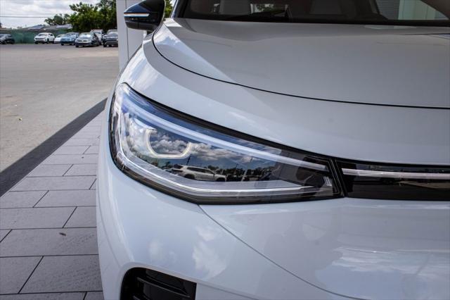 new 2025 Volkswagen ID.4 car, priced at $53,562