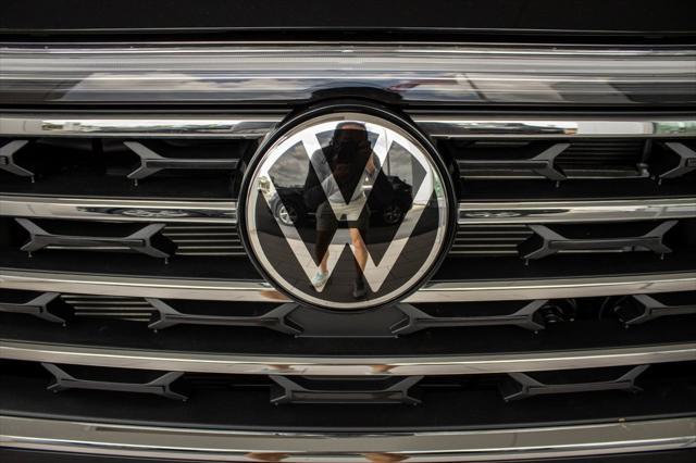 new 2025 Volkswagen Atlas car, priced at $37,402