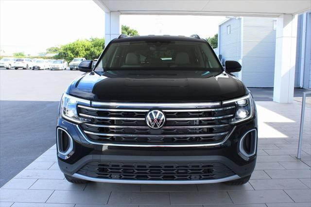 new 2025 Volkswagen Atlas car, priced at $43,423