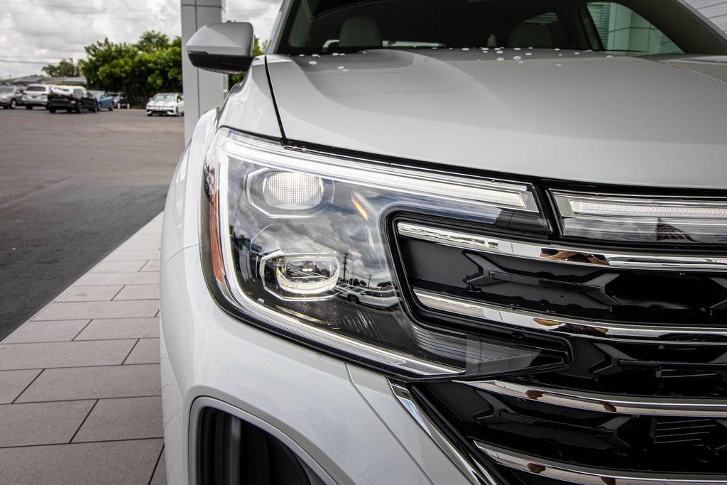 new 2026 Volkswagen Atlas car, priced at $45,551