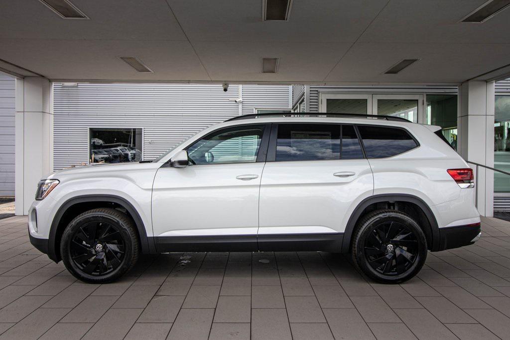 new 2026 Volkswagen Atlas car, priced at $45,551
