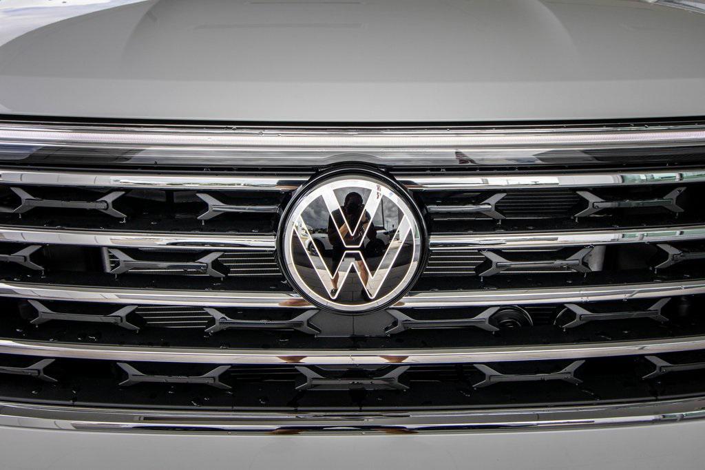 new 2026 Volkswagen Atlas car, priced at $45,551