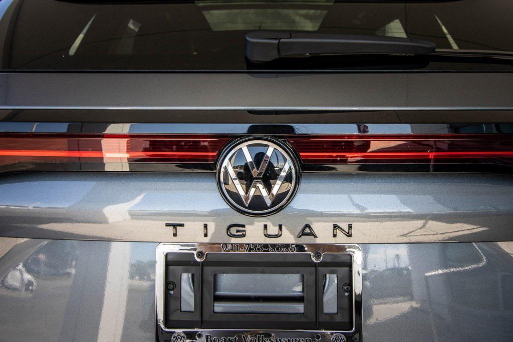 new 2025 Volkswagen Tiguan car, priced at $35,931