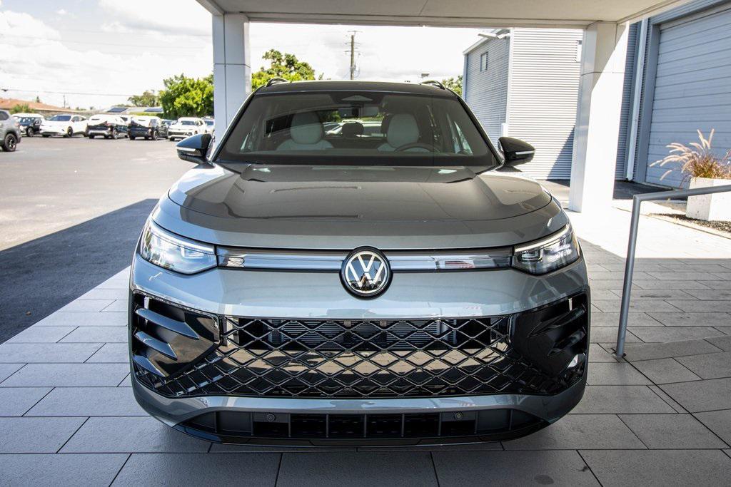 new 2025 Volkswagen Tiguan car, priced at $35,931
