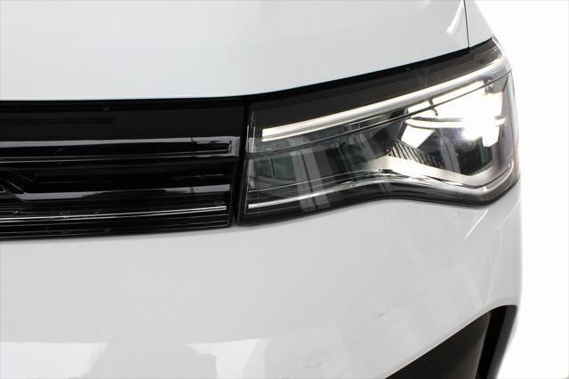 new 2025 Volkswagen Taos car, priced at $27,791