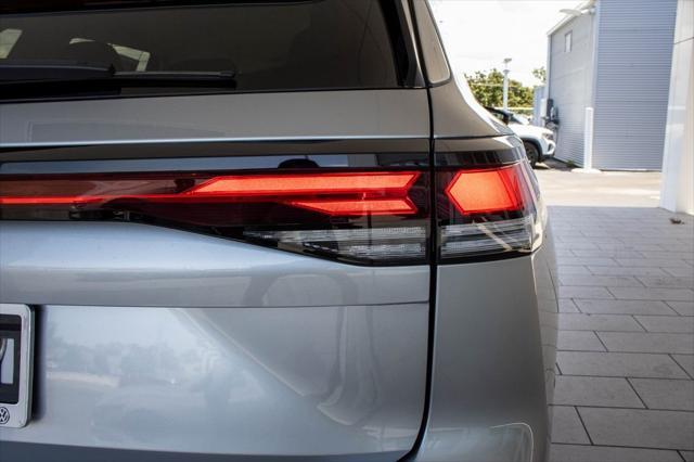 new 2025 Volkswagen Tiguan car, priced at $30,515