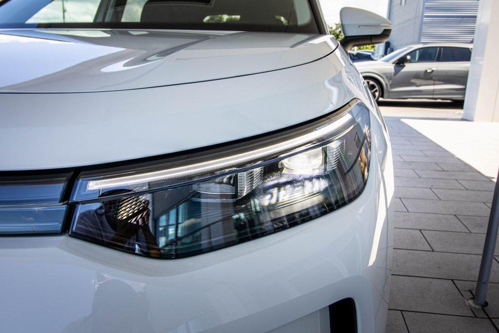 new 2025 Volkswagen Tiguan car, priced at $29,751