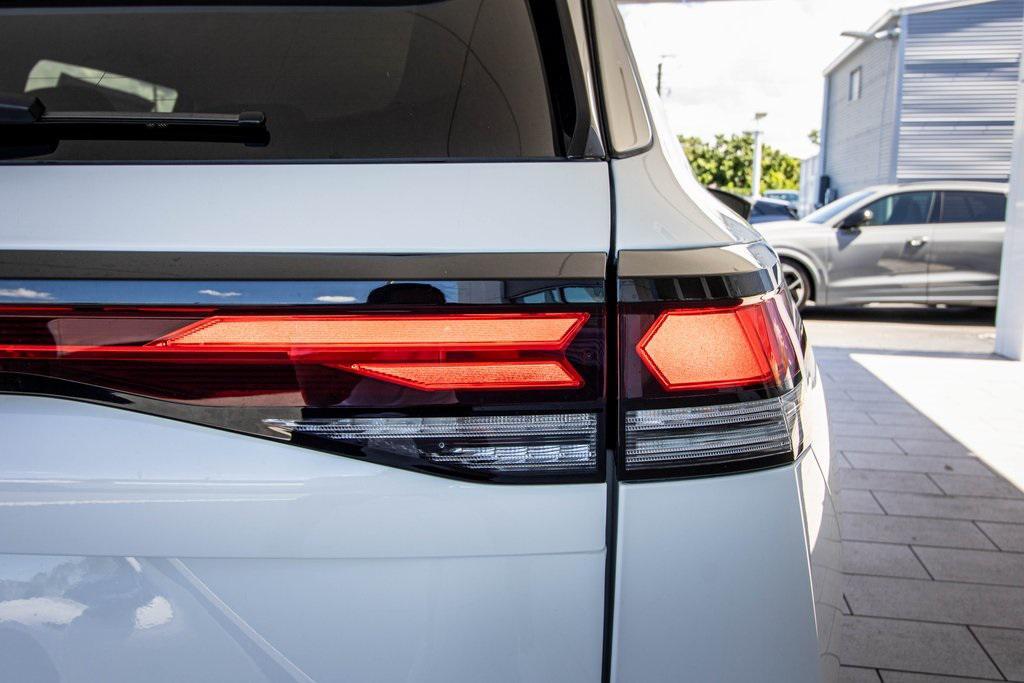 new 2025 Volkswagen Tiguan car, priced at $29,751