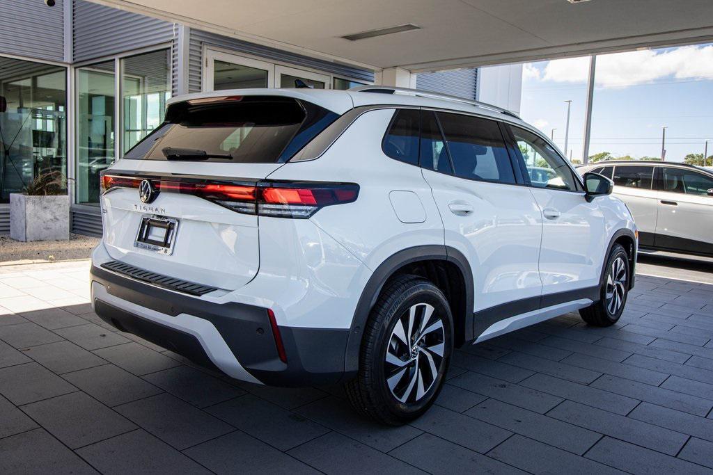 new 2025 Volkswagen Tiguan car, priced at $29,751