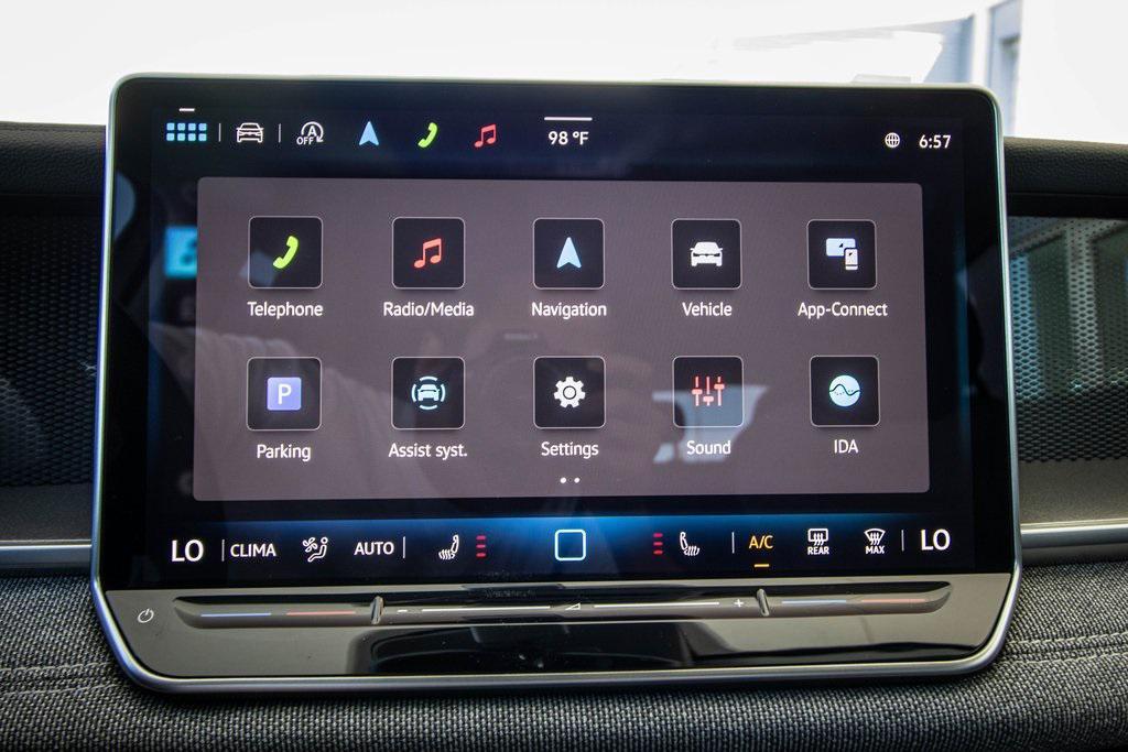 new 2025 Volkswagen Tiguan car, priced at $29,751