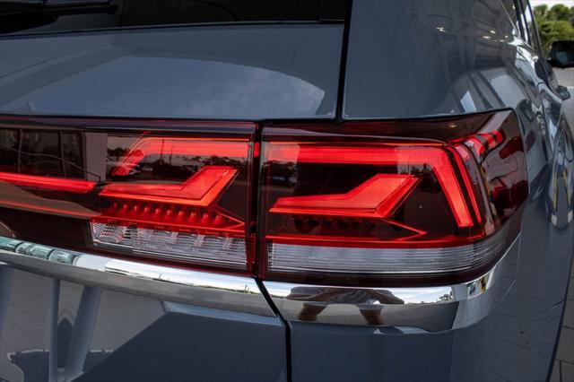 new 2025 Volkswagen Atlas car, priced at $41,197
