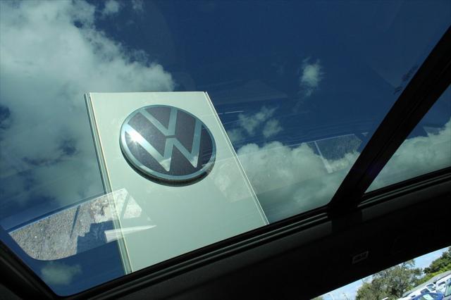 new 2024 Volkswagen Atlas Cross Sport car, priced at $49,467