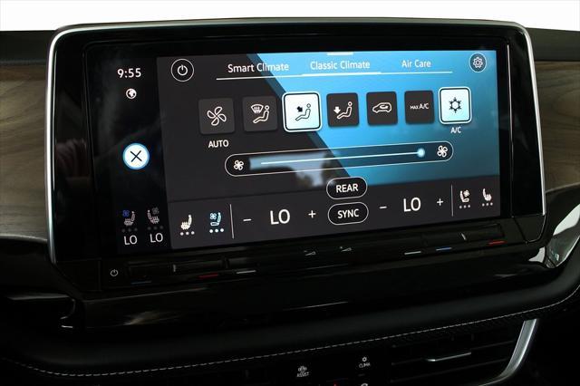 new 2025 Volkswagen Atlas car, priced at $41,281