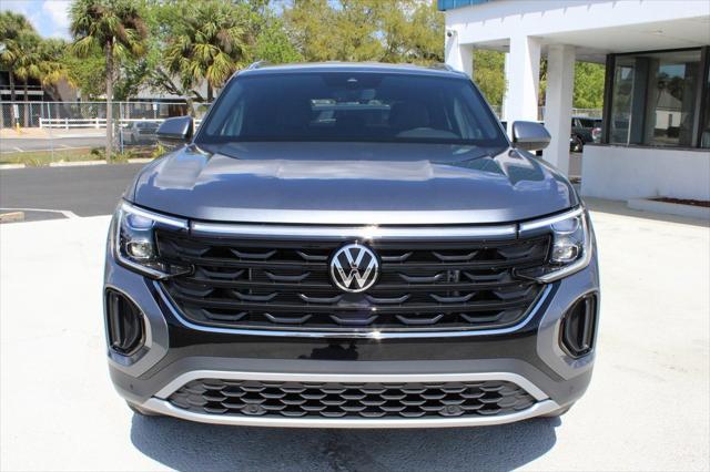 new 2024 Volkswagen Atlas Cross Sport car, priced at $39,425