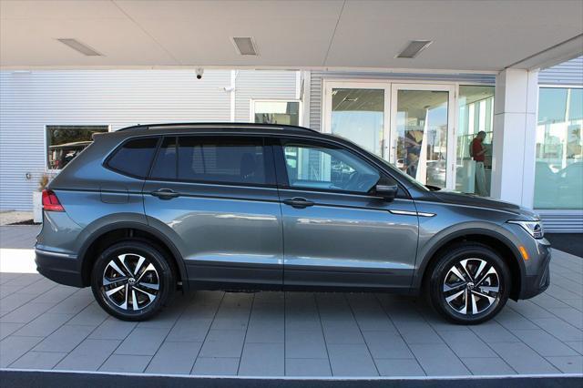 new 2024 Volkswagen Tiguan car, priced at $27,025