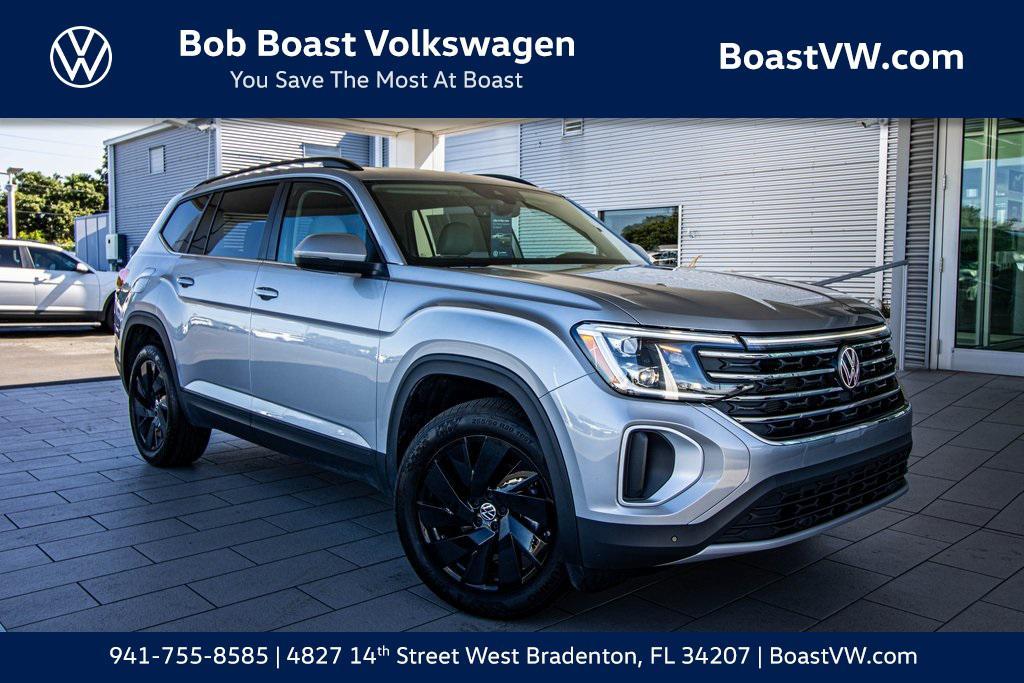 used 2025 Volkswagen Atlas car, priced at $38,370