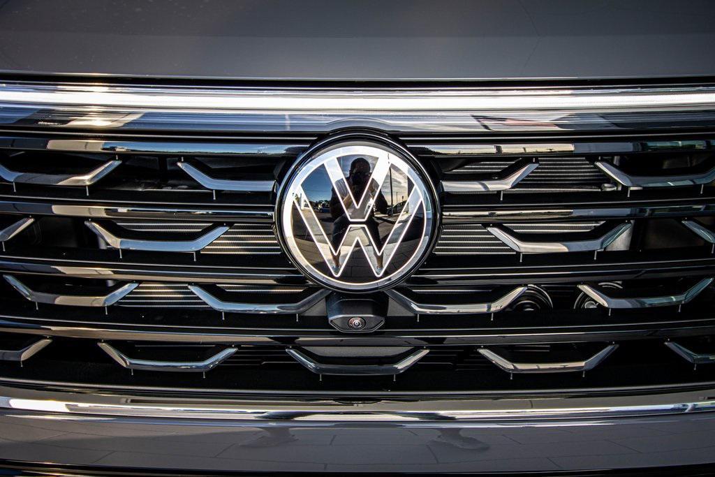 new 2026 Volkswagen Atlas Cross Sport car, priced at $53,761