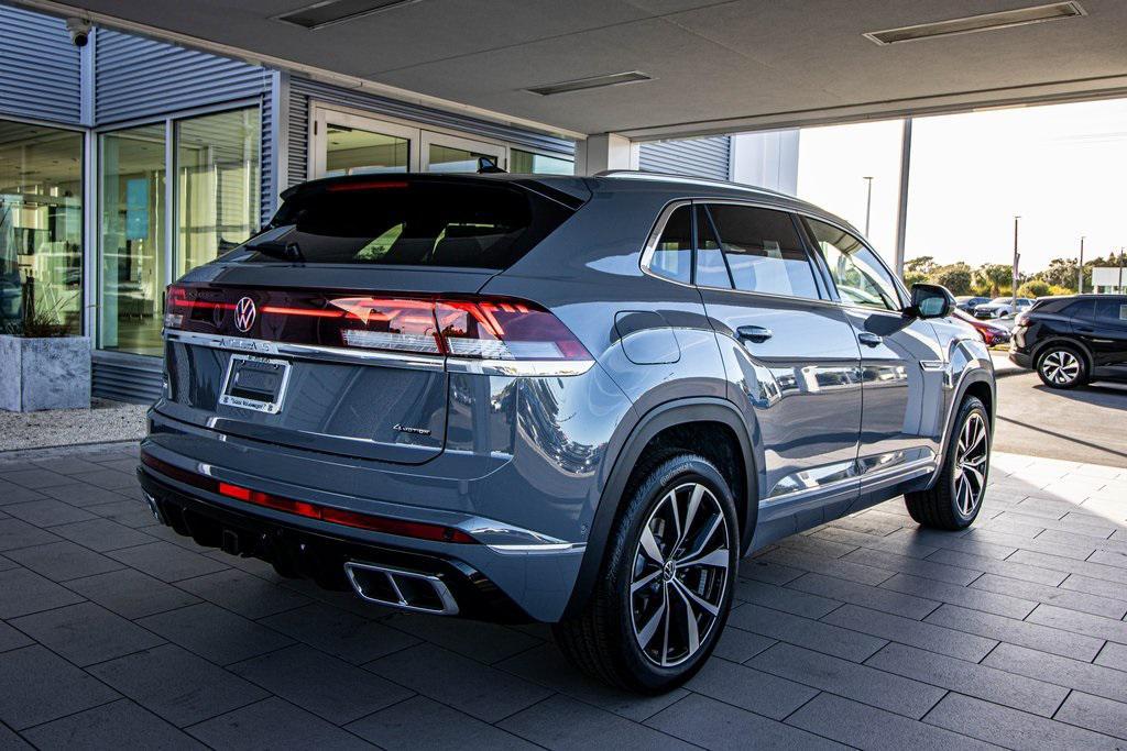 new 2026 Volkswagen Atlas Cross Sport car, priced at $53,761