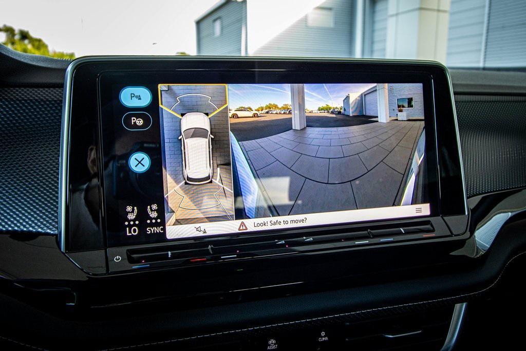 new 2026 Volkswagen Atlas Cross Sport car, priced at $53,761