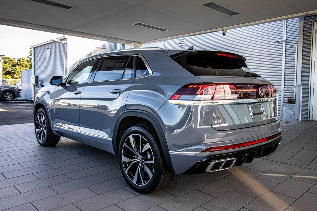 new 2026 Volkswagen Atlas Cross Sport car, priced at $53,761