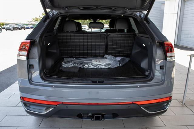 new 2025 Volkswagen Atlas Cross Sport car, priced at $42,874