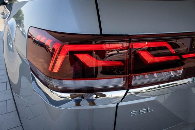 new 2025 Volkswagen Atlas car, priced at $53,168