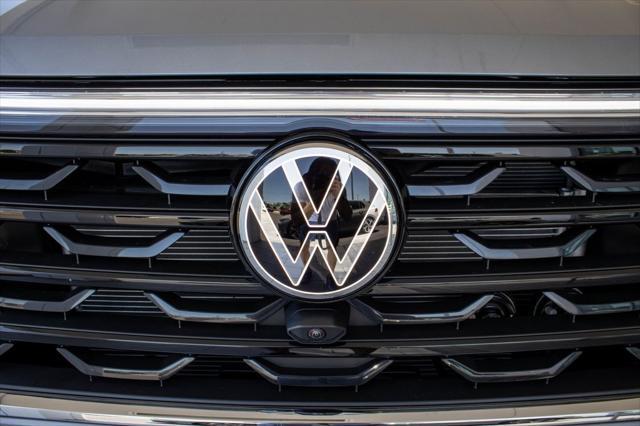 new 2025 Volkswagen Atlas car, priced at $53,168