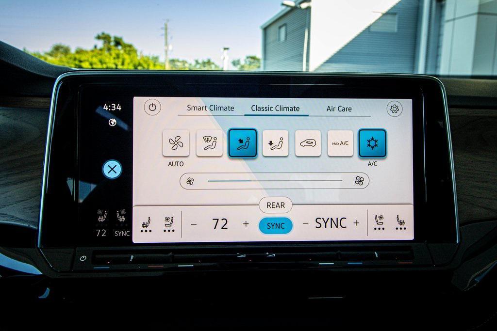 new 2026 Volkswagen Atlas car, priced at $39,446