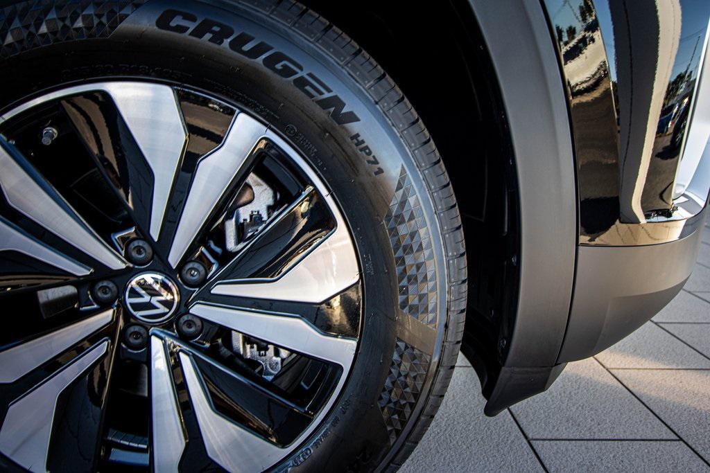 new 2026 Volkswagen Atlas car, priced at $39,446