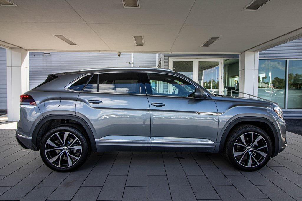 new 2025 Volkswagen Atlas Cross Sport car, priced at $48,475