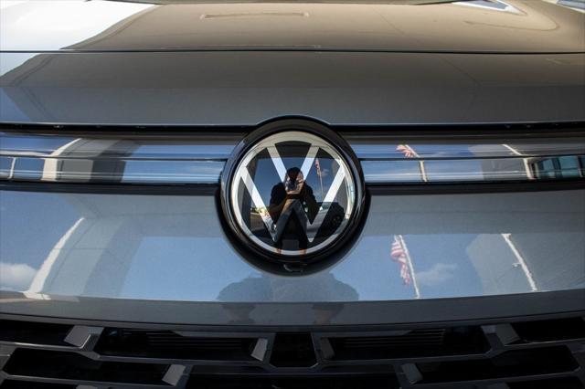 new 2025 Volkswagen Tiguan car, priced at $30,515