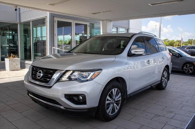 used 2020 Nissan Pathfinder car, priced at $20,663