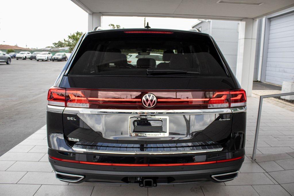 new 2025 Volkswagen Atlas car, priced at $44,211