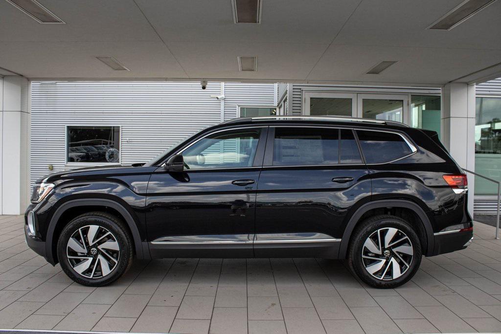 new 2025 Volkswagen Atlas car, priced at $44,211