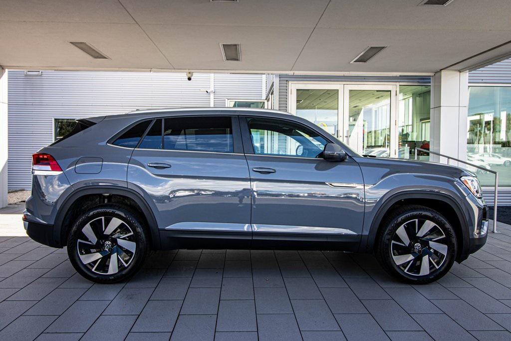 new 2026 Volkswagen Atlas Cross Sport car, priced at $45,831