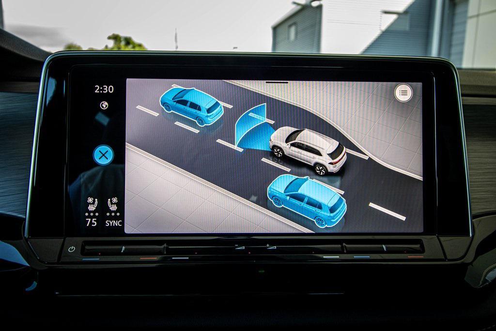 new 2026 Volkswagen Atlas Cross Sport car, priced at $45,831