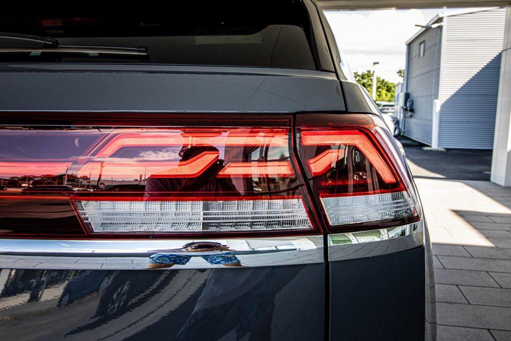 new 2026 Volkswagen Atlas Cross Sport car, priced at $45,831