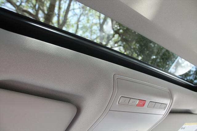 used 2021 Volkswagen Atlas car, priced at $19,494